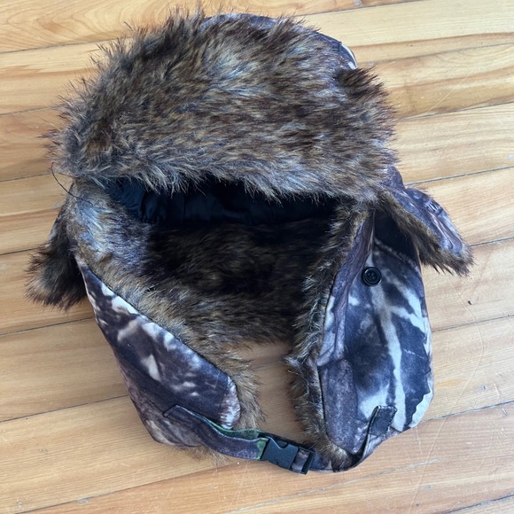 Jackfield Camouflage Trapper Hat Faux Fur Lined Ear Flaps Buckle Closure - Picture 4 of 7